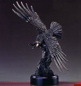 17.5" Flying Eagle Statue - Wall Street Treasures